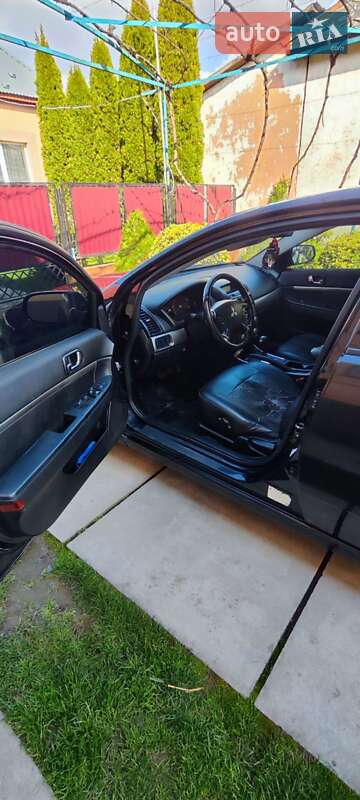 Фото Mitsubishi Galant з оголошення AUTO.RIA