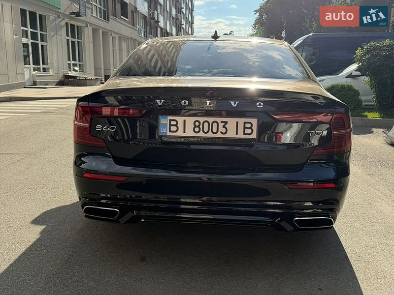 Фото Volvo S60 з оголошення AUTO.RIA