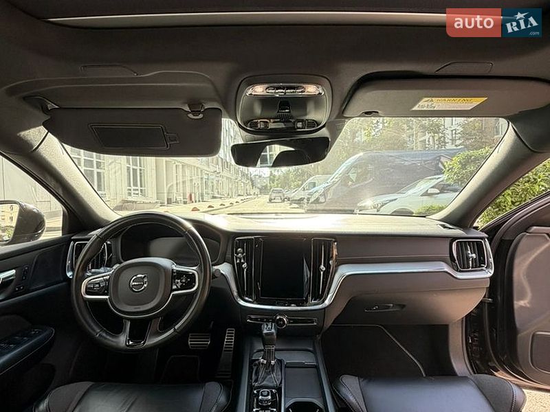 Фото Volvo S60 з оголошення AUTO.RIA
