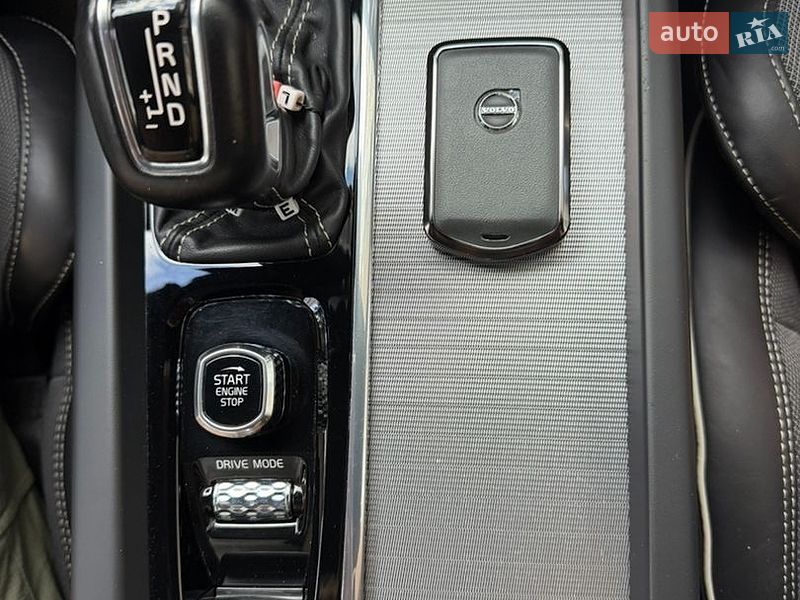 Фото Volvo S60 з оголошення AUTO.RIA