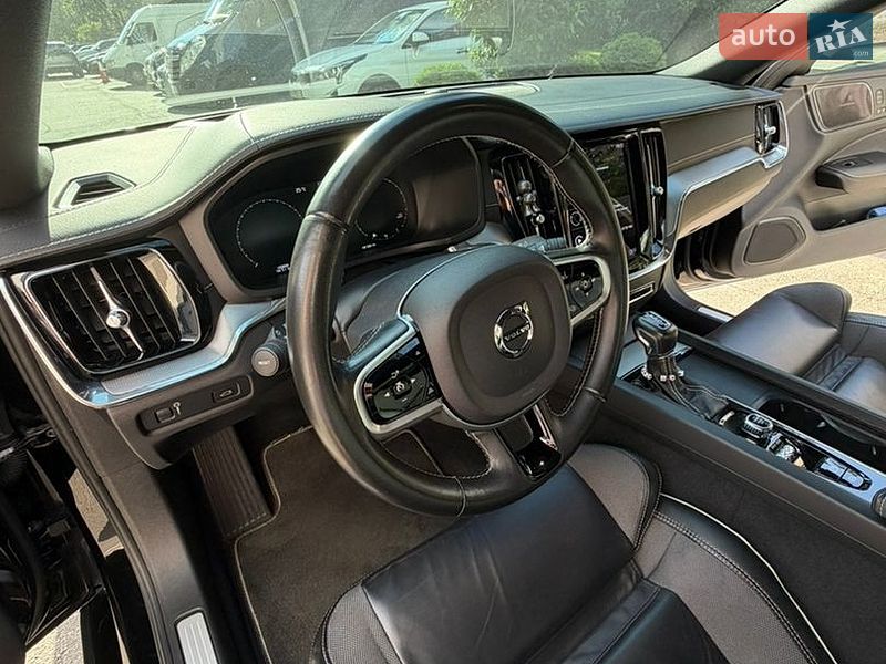 Фото Volvo S60 з оголошення AUTO.RIA
