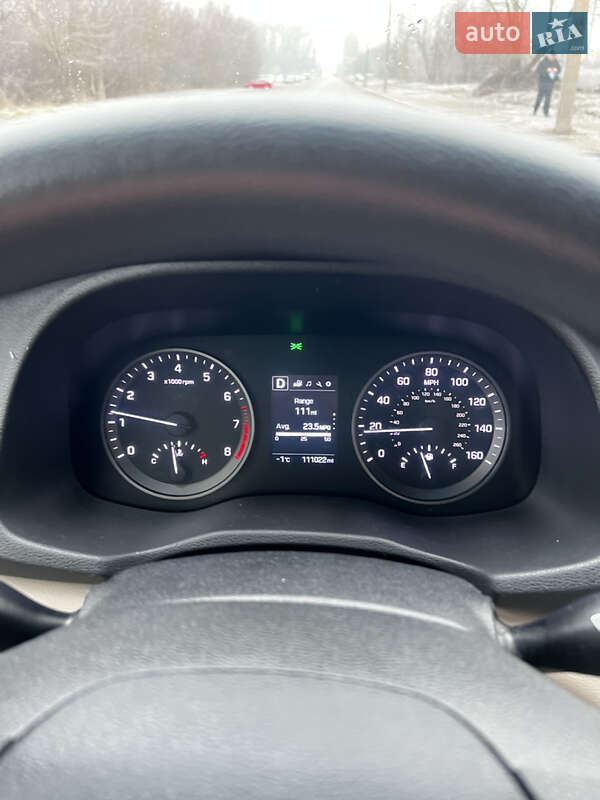 Фото Hyundai Tucson з оголошення AUTO.RIA