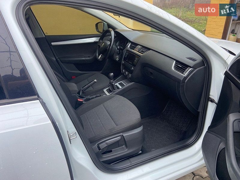 Фото Skoda Octavia з оголошення AUTO.RIA