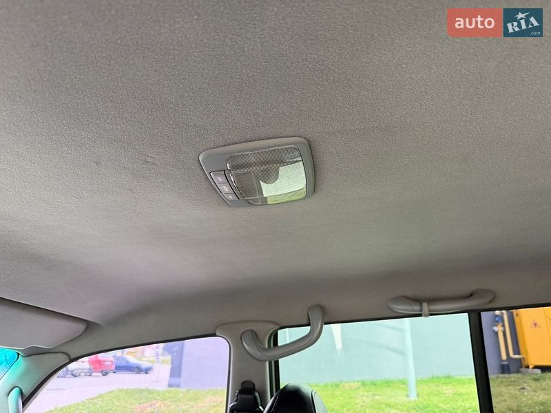Фото Hyundai Terracan з оголошення AUTO.RIA