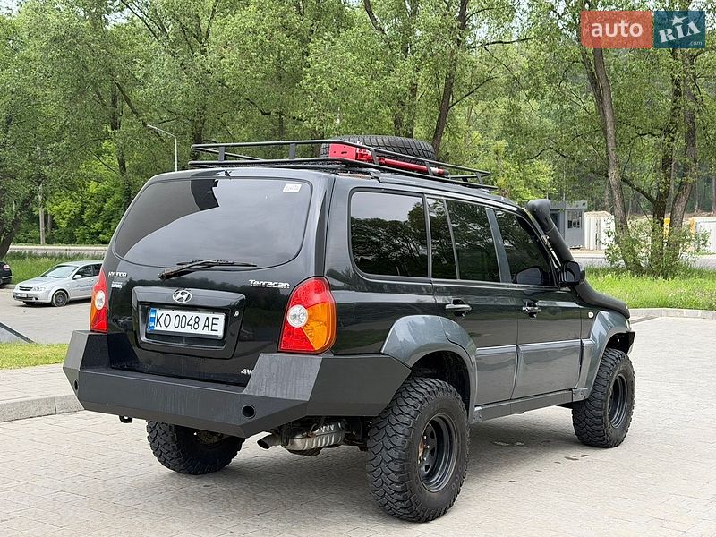 Фото Hyundai Terracan з оголошення AUTO.RIA