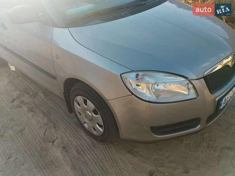 Фото Skoda Fabia з оголошення AUTO.RIA