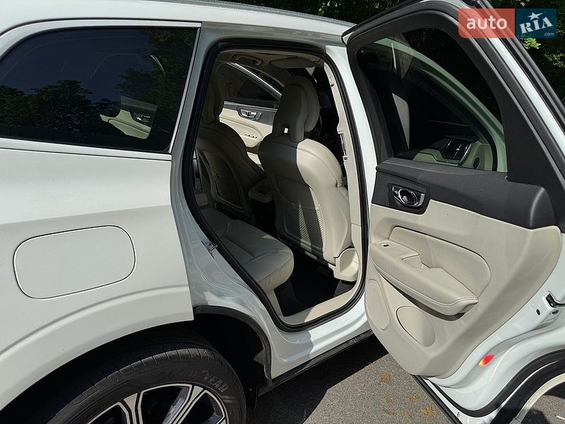 Фото Volvo XC60 з оголошення AUTO.RIA