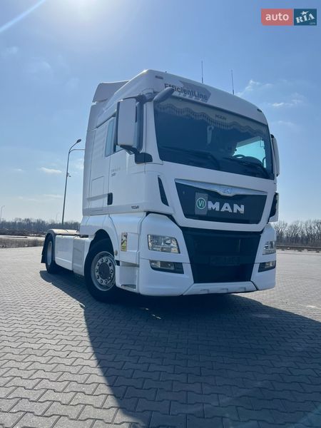 Фото MAN TGX з оголошення AUTO.RIA