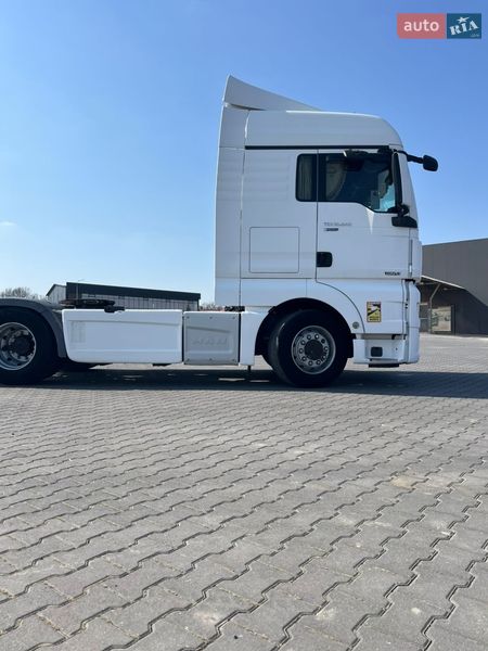 Фото MAN TGX з оголошення AUTO.RIA
