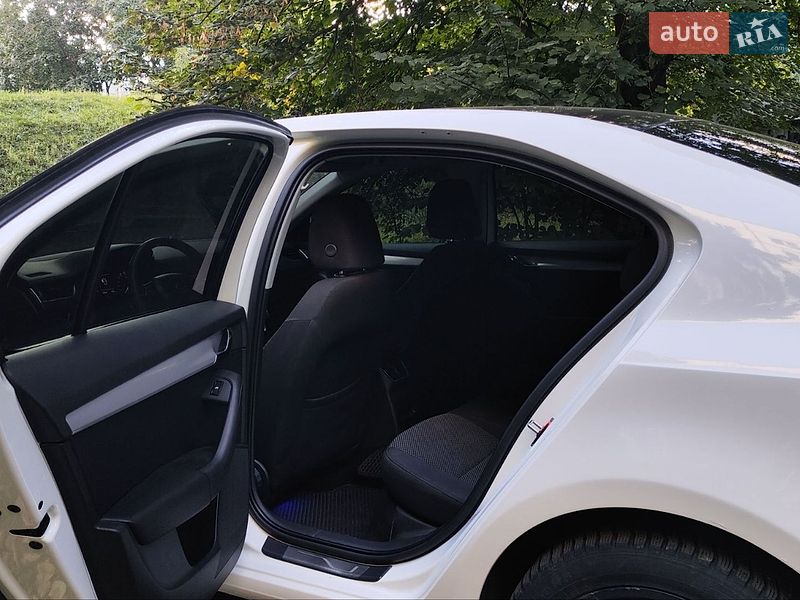 Фото Skoda Octavia з оголошення AUTO.RIA