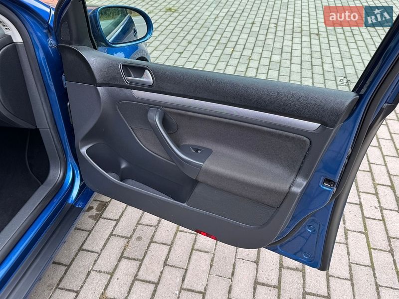 Фото Volkswagen Golf з оголошення AUTO.RIA