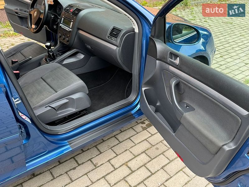 Фото Volkswagen Golf з оголошення AUTO.RIA