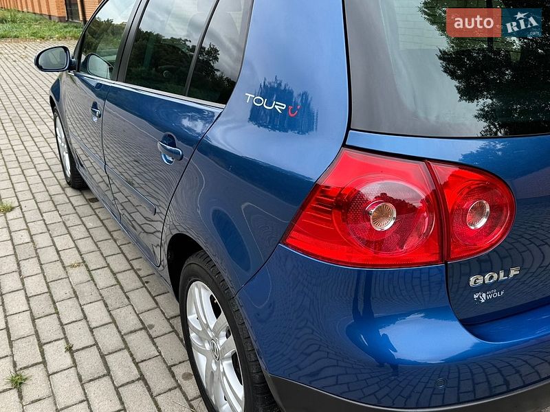 Фото Volkswagen Golf з оголошення AUTO.RIA