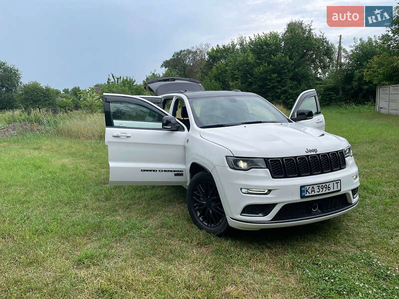 Фото Jeep Grand Cherokee з оголошення AUTO.RIA