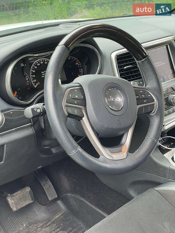 Фото Jeep Grand Cherokee з оголошення AUTO.RIA