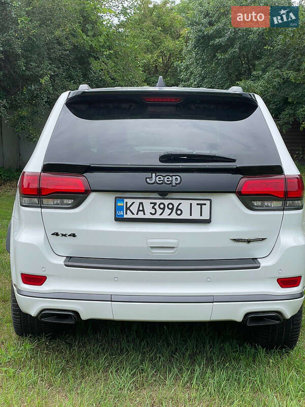 Фото Jeep Grand Cherokee з оголошення AUTO.RIA