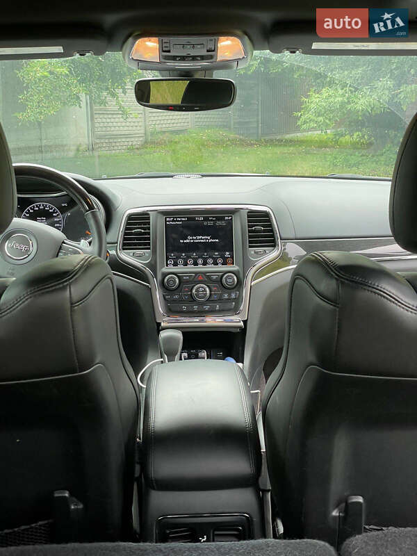 Фото Jeep Grand Cherokee з оголошення AUTO.RIA