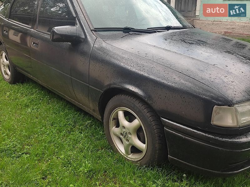 Фото Opel Vectra з оголошення AUTO.RIA