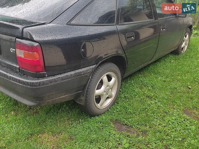 Фото Opel Vectra з оголошення AUTO.RIA