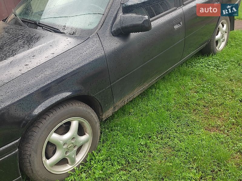 Фото Opel Vectra з оголошення AUTO.RIA