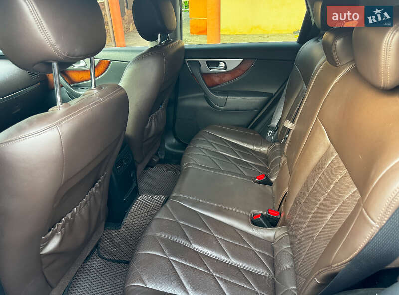 Фото Infiniti FX 37 з оголошення AUTO.RIA