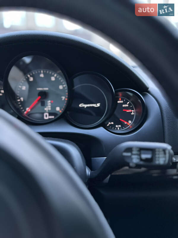 Фото Porsche Cayenne з оголошення AUTO.RIA