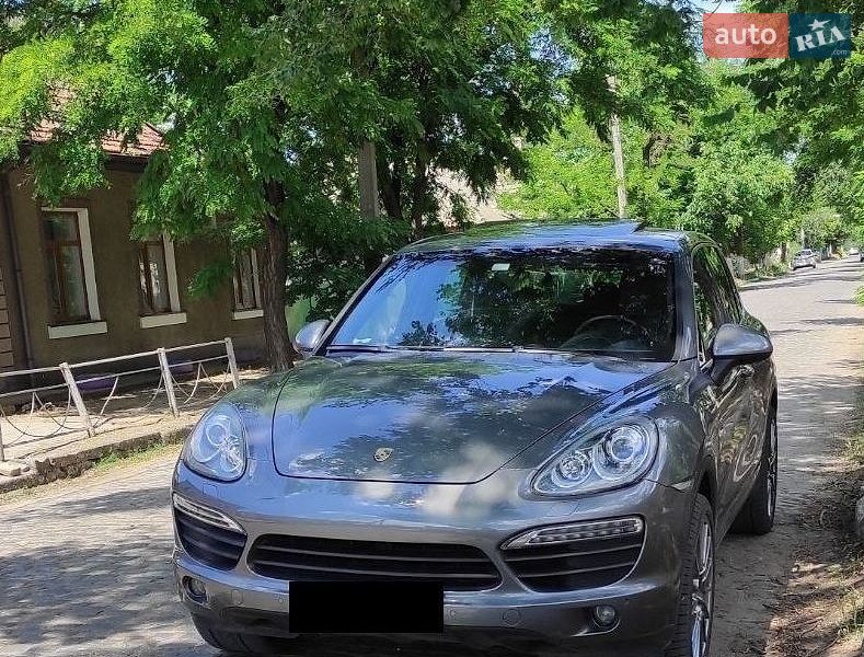 Фото Porsche Cayenne з оголошення AUTO.RIA