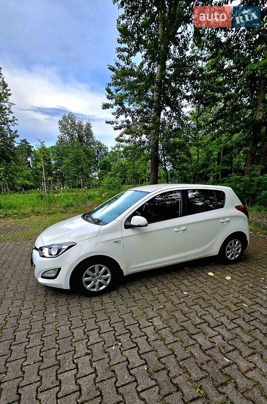 Фото Hyundai i20 з оголошення AUTO.RIA
