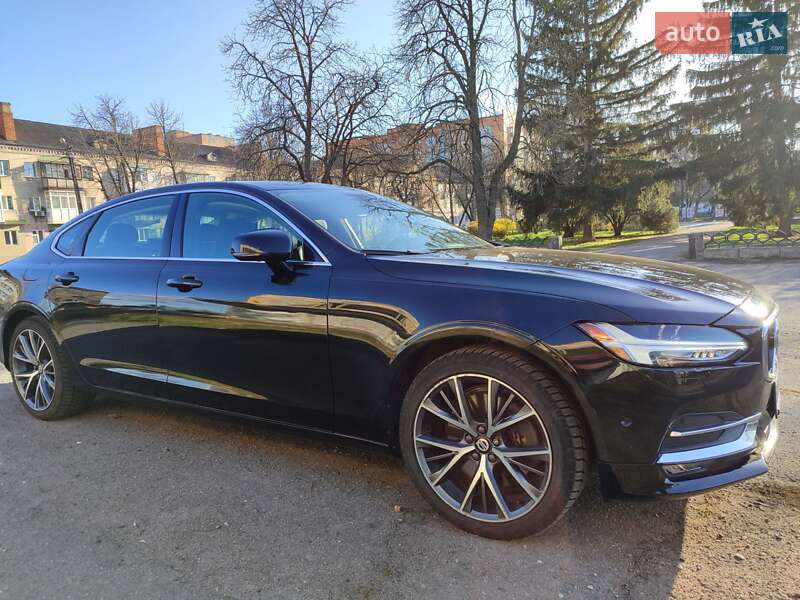 Фото Volvo S90 з оголошення AUTO.RIA
