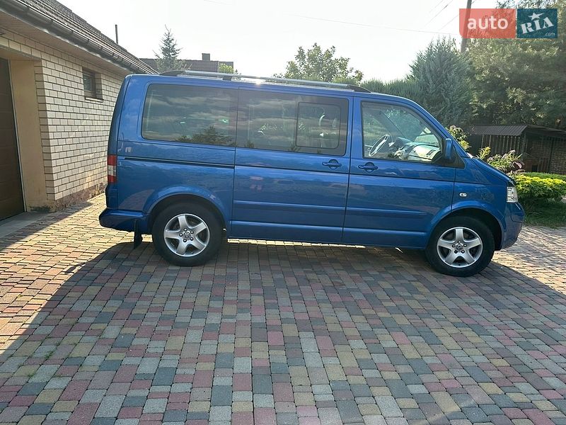 Фото Volkswagen Multivan з оголошення AUTO.RIA
