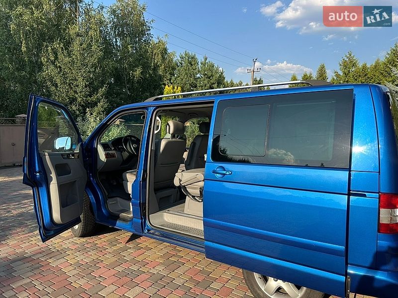 Фото Volkswagen Multivan з оголошення AUTO.RIA