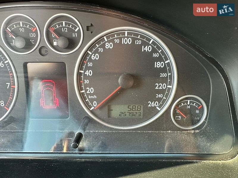 Фото Volkswagen Multivan з оголошення AUTO.RIA