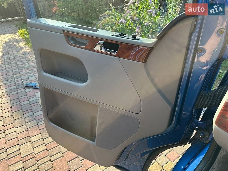 Фото Volkswagen Multivan з оголошення AUTO.RIA