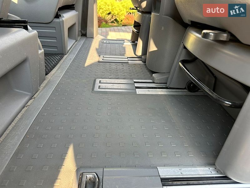 Фото Volkswagen Multivan з оголошення AUTO.RIA