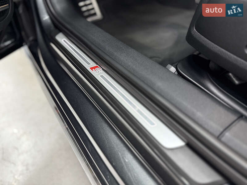 Фото Audi A4 з оголошення AUTO.RIA