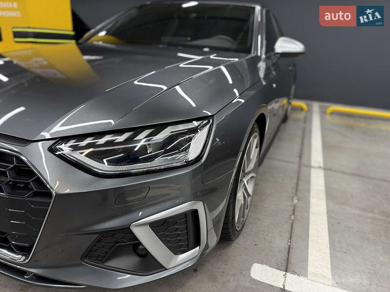 Фото Audi A4 з оголошення AUTO.RIA