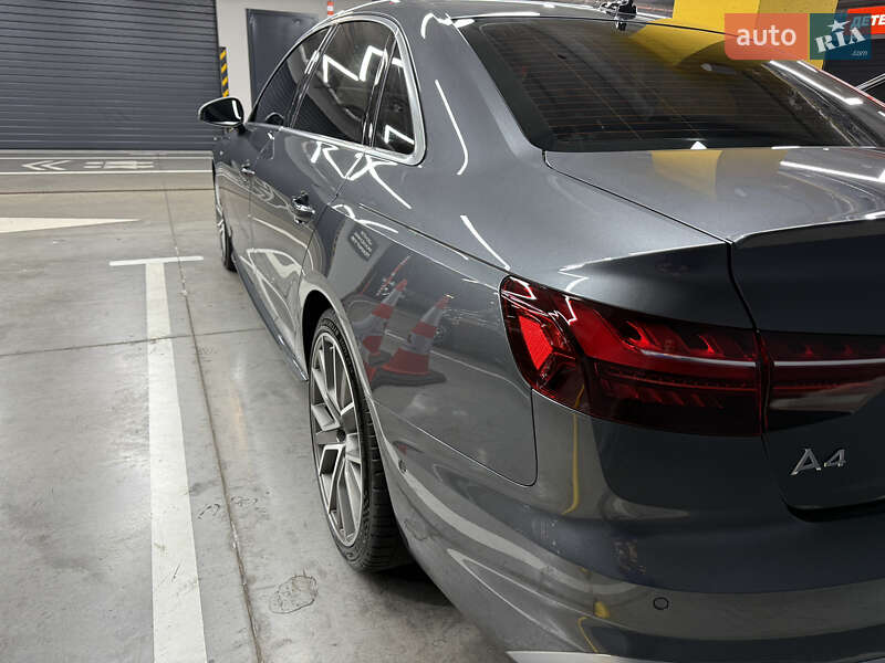 Фото Audi A4 з оголошення AUTO.RIA