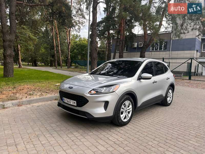 Фото Ford Escape з оголошення AUTO.RIA