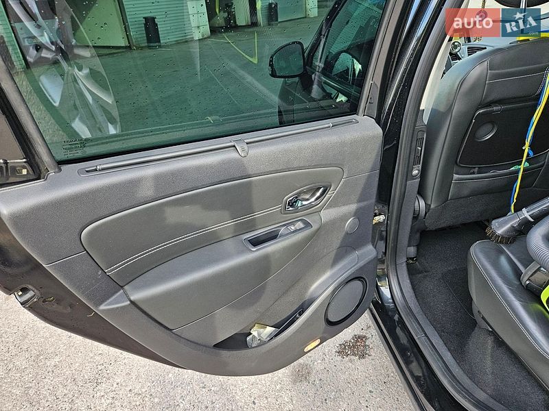 Фото Renault Scenic з оголошення AUTO.RIA