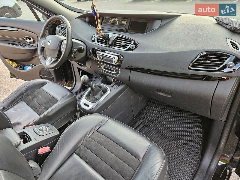 Фото Renault Scenic з оголошення AUTO.RIA
