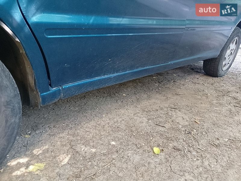 Фото Nissan Serena з оголошення AUTO.RIA