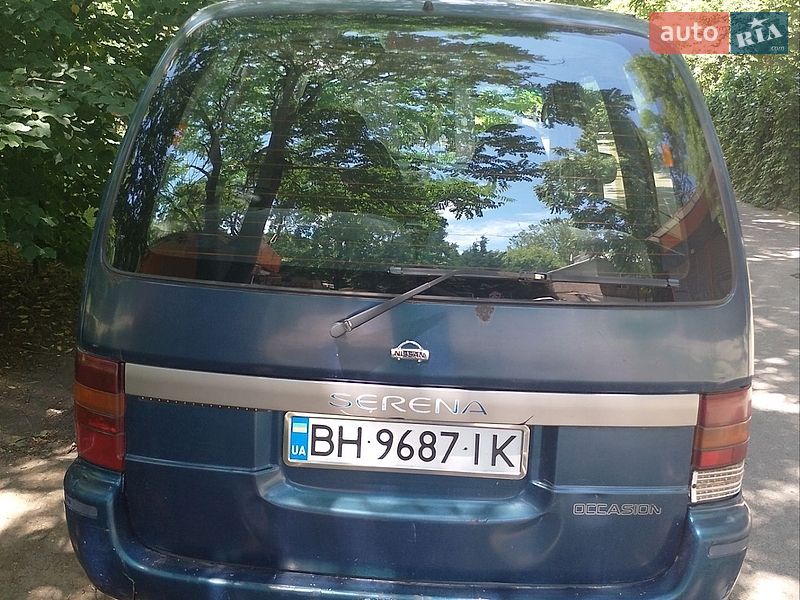 Фото Nissan Serena з оголошення AUTO.RIA