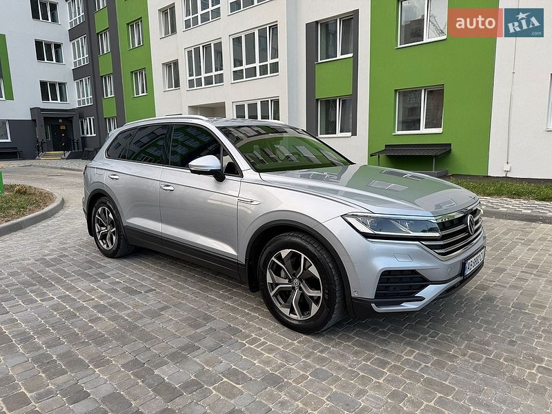 Фото Volkswagen Touareg з оголошення AUTO.RIA