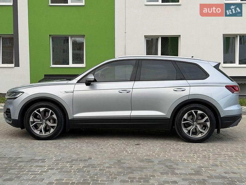 Фото Volkswagen Touareg з оголошення AUTO.RIA