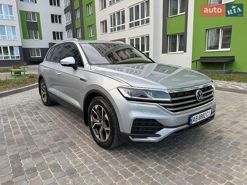 Фото Volkswagen Touareg з оголошення AUTO.RIA