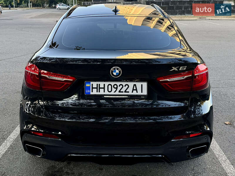 Фото BMW X6 з оголошення AUTO.RIA