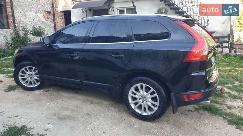 Фото Volvo XC60 з оголошення AUTO.RIA