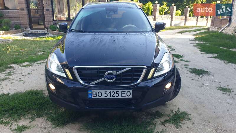 Фото Volvo XC60 з оголошення AUTO.RIA