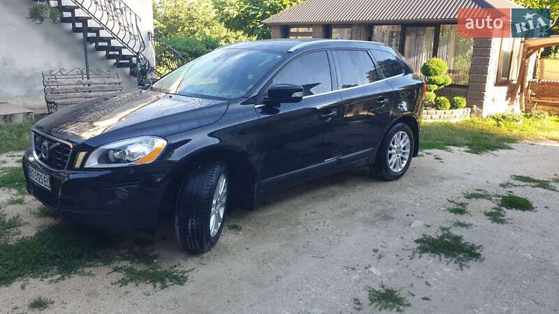 Фото Volvo XC60 з оголошення AUTO.RIA