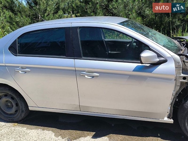 Фото Peugeot 301 з оголошення AUTO.RIA
